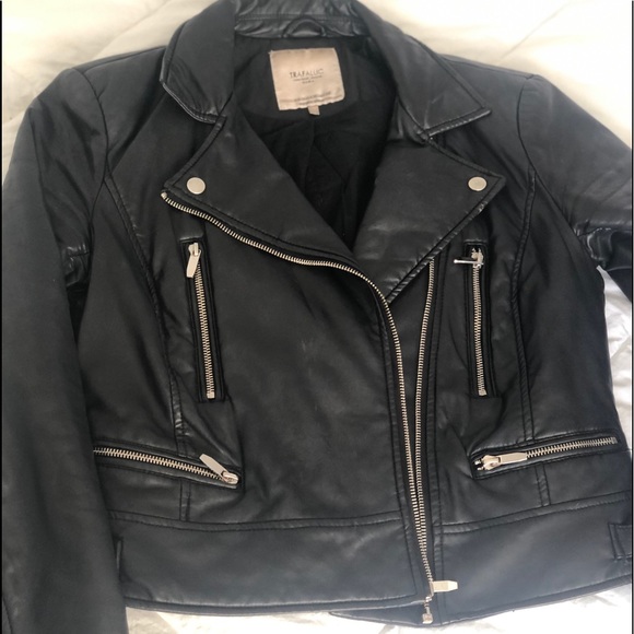 synthetic leather jacket - Zara - Size M 🔆 - Picture 2 of 5